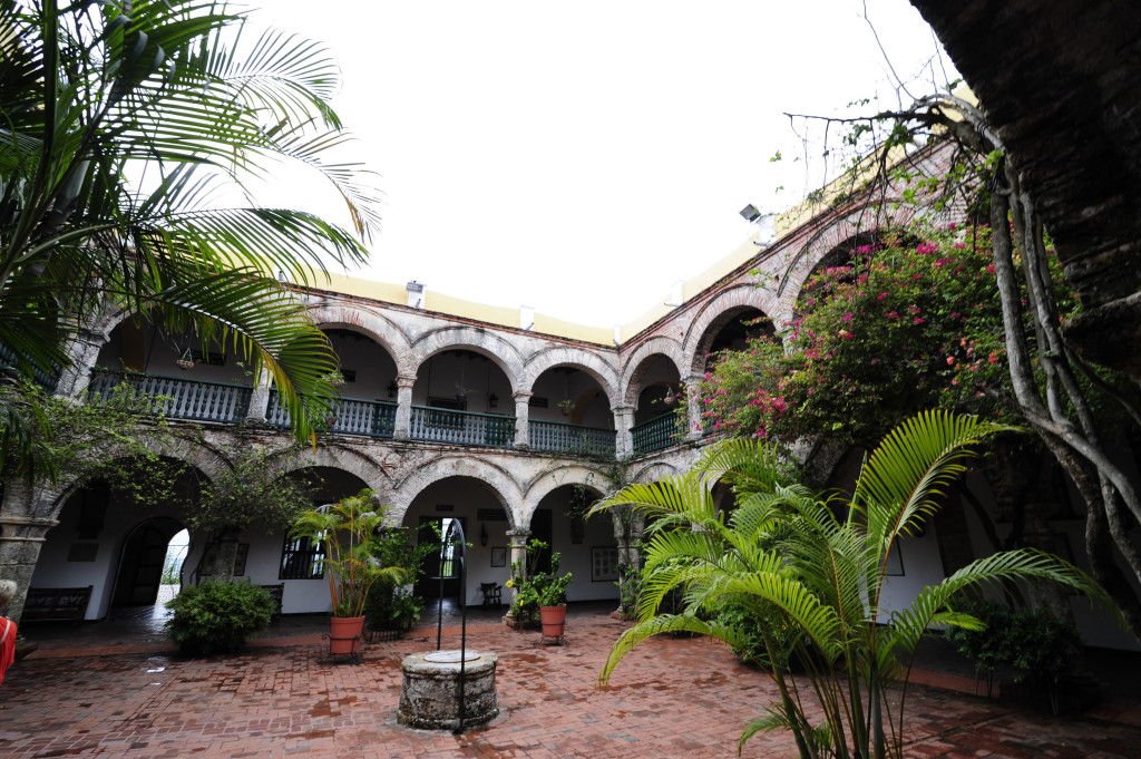 Courtyard of Convento La Popa de la Galera